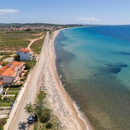 Alexandra'S Maisonette. Paralia Dionisiou Exterior foto