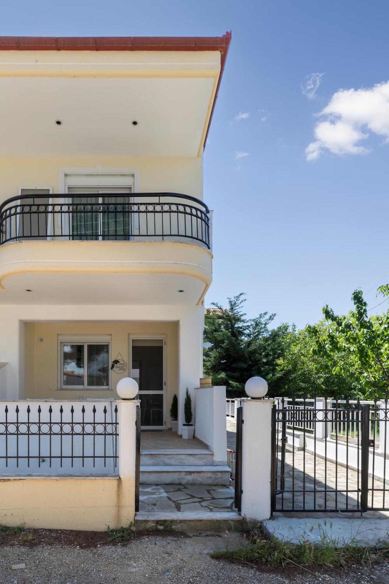 Alexandra'S Maisonette. Paralia Dionisiou Exterior foto
